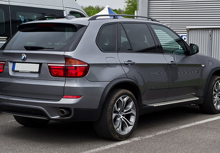 najdene bmw x5